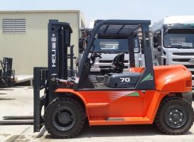 Thuê xe nâng Dầu Bình Dương - LH: 0967.580.676